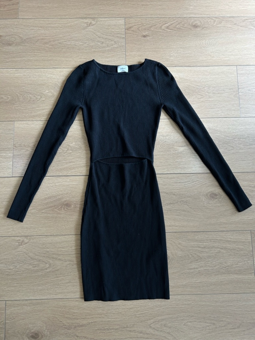 Wilfred Black Long-Sleeve Cutout Mini Dress - Picture 5 of 7